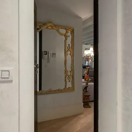 Апартаменты Luxury And Romantic Secret Escape In Venice!