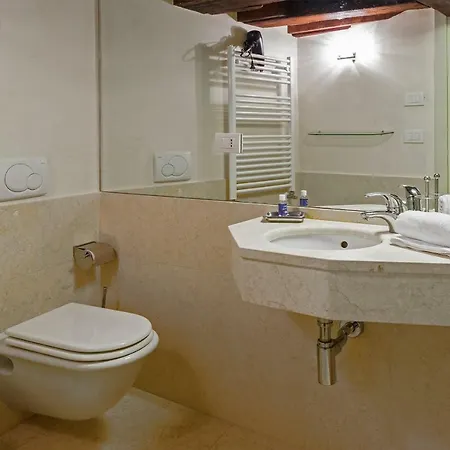 Апартаменты Luxury And Romantic Secret Escape In Venice! Венеция