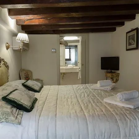 Апартаменты Luxury And Romantic Secret Escape In Venice! Венеция