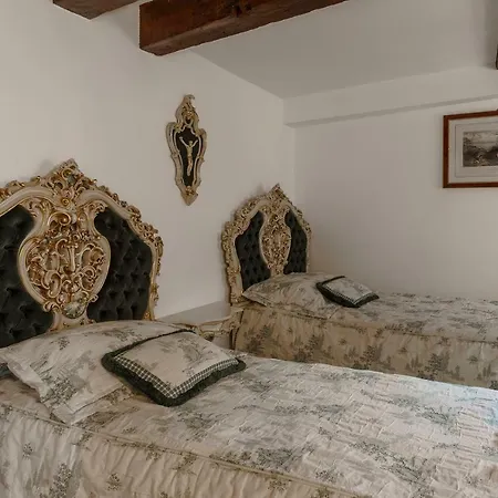 Luxury And Romantic Secret Escape In Venice! Апартаменты
